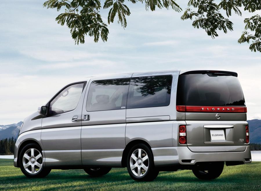  Nissan Elgrand Highway Star 2002 года  (фото 6 из 6)